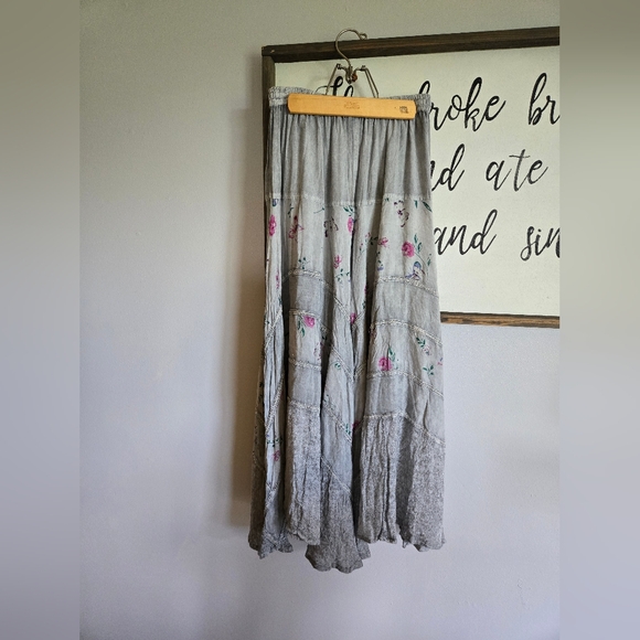 Cottage Core Renaissance Skirt - Picture 2 of 8